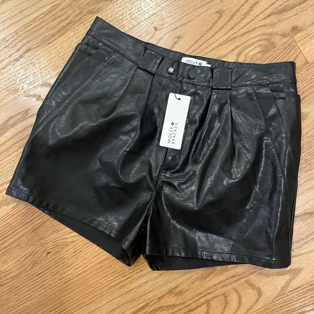NWT Molly Bracken Black Faux Leather High Waisted Shorts M